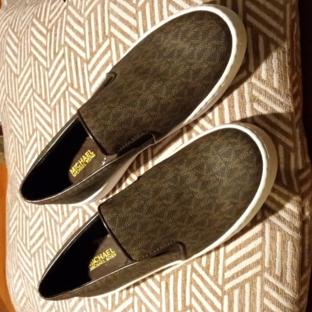 Michael Kors shoes 7.5 brown and white